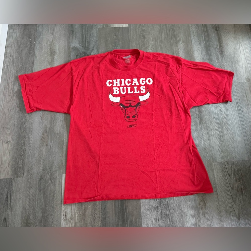 Reebok Chicago Bulls Red Graphic TShirt NBA Sz(2XL)